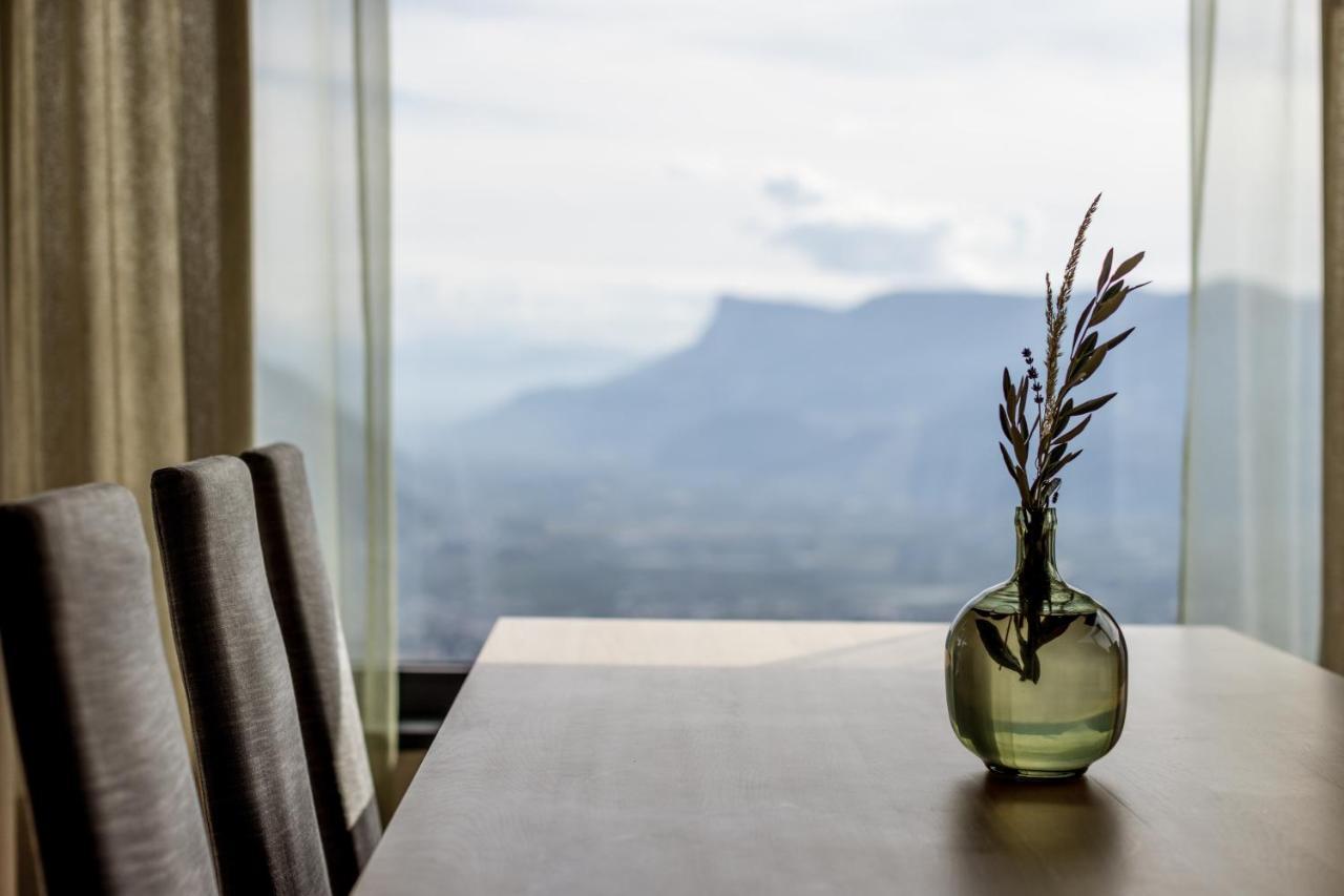 Culinaria Living Apartment Tirolo Bagian luar foto