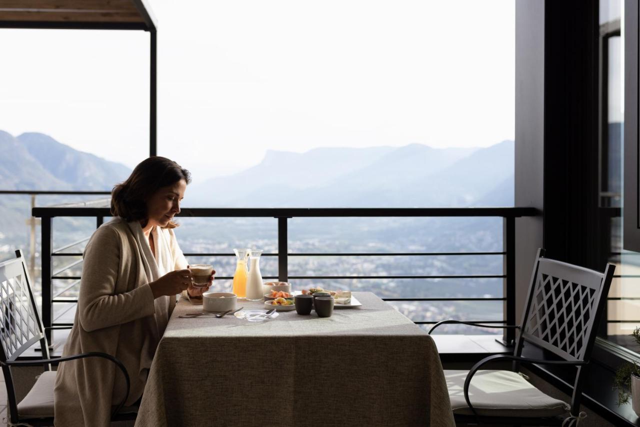 Culinaria Living Apartment Tirolo Bagian luar foto