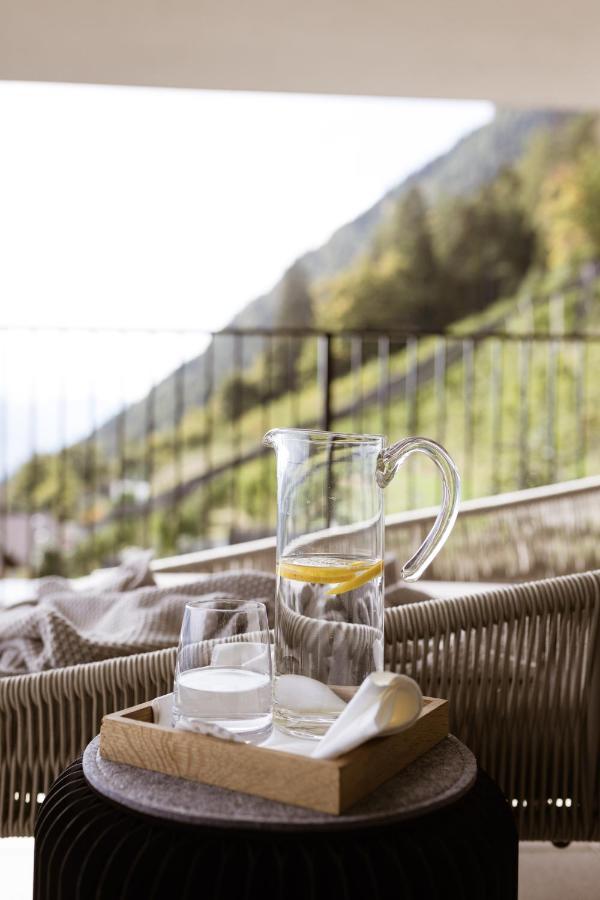 Culinaria Living Apartment Tirolo Bagian luar foto